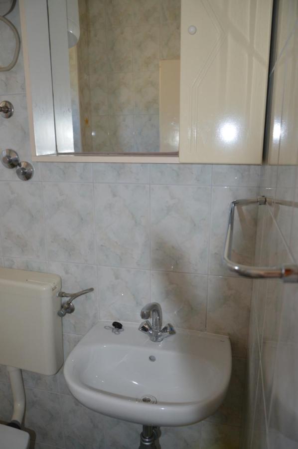 Apartman Mare Drvenik  Kültér fotó