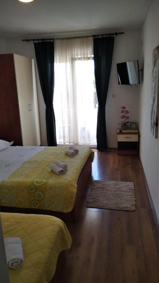 Apartman Mare Drvenik  Kültér fotó